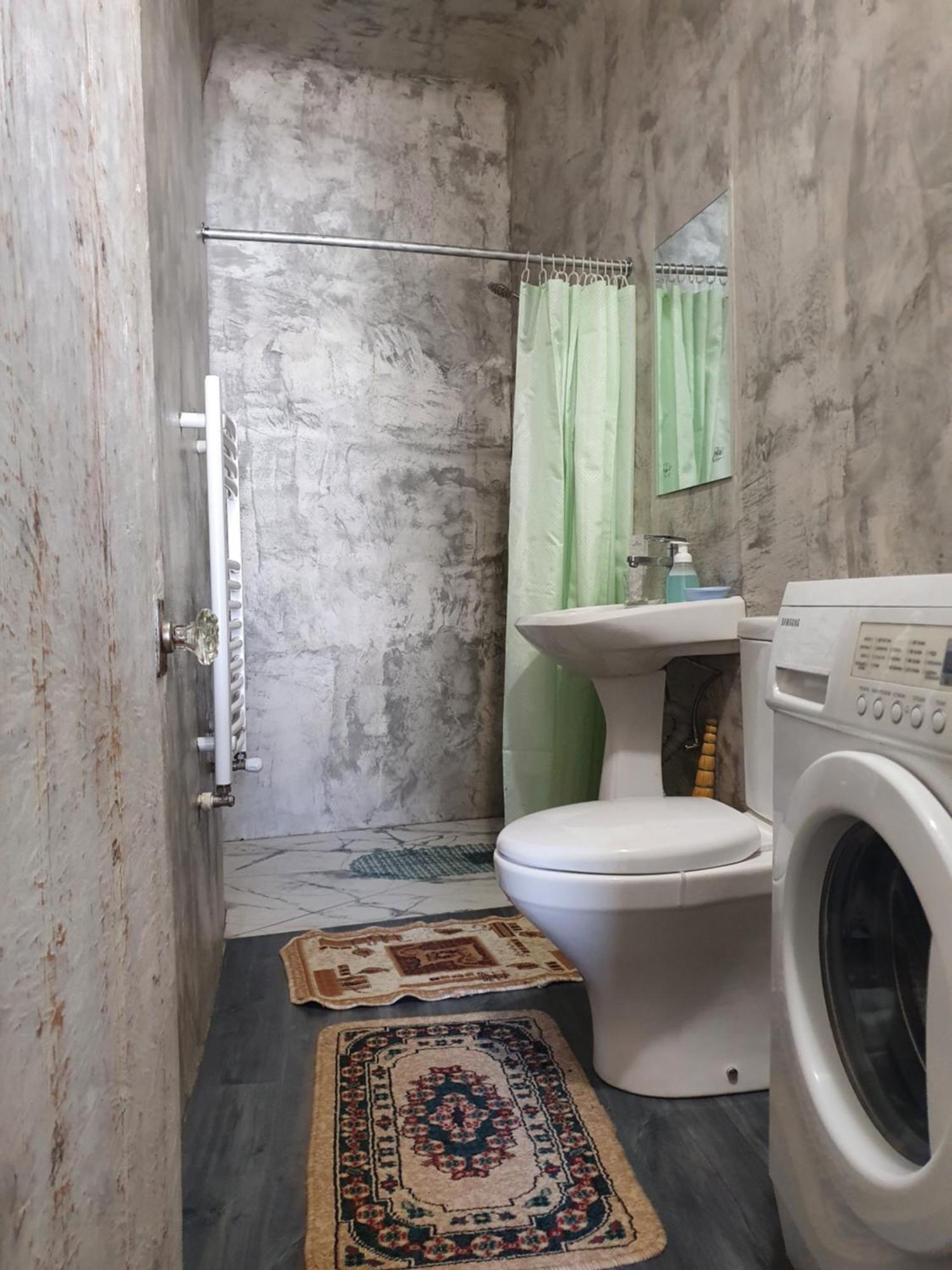 Authentic Apartment In The Centre Chisinau Ngoại thất bức ảnh